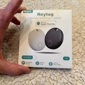 Apple Bluetooth Tracker 4 Pack‎ Waterproof HomeKit Compatible